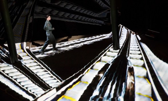 Grounded Public Theater/Anspacher Theater Cast List: Anne Hathaway Production Credits: Julie Taymor (Director) Riccardo Hernandez (Scenic Design) Christopher Akerlind (Lighting Design) Will Pickens (Sound Design) Peter Nigrini (Production Design) Elliot Goldenthal (Original Music and Soundscapes) Other Credits: Written by: George Brant