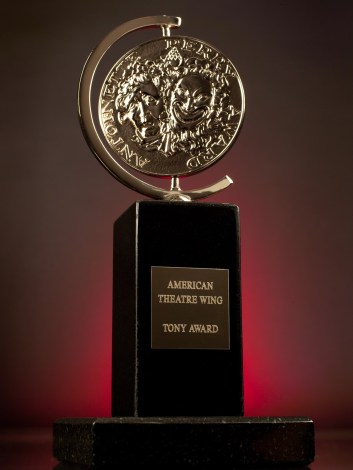 Tony_Statuette_062510-4