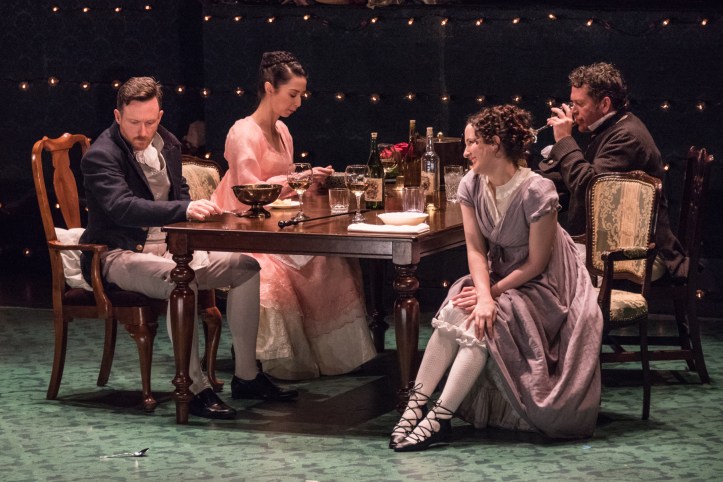 02. Pearl_Vanity Fair (c)Russ Rowland