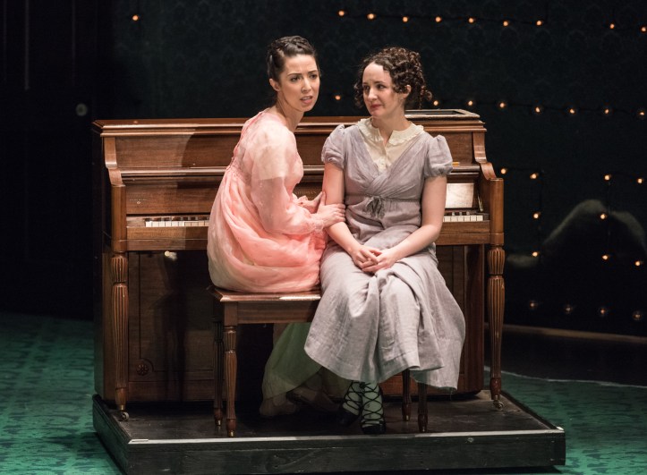 11. Pearl_Vanity Fair(c)Russ Rowland