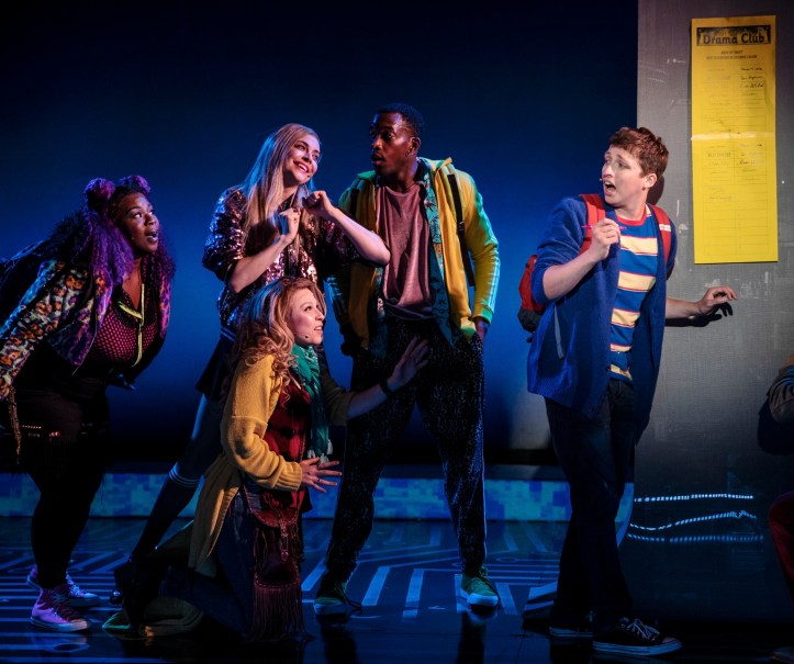 7+Tiffany+Mann,+Katlyn+Carlson,+Lauren+Marcus,+Britton+Smith+and+WIll+Roland+in+BE+MORE+CHILL.+photo+by+MARIA+BARANOVA