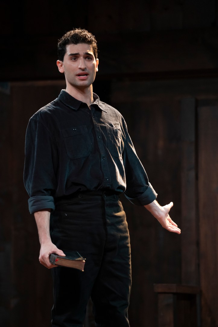 MACBETHClassic Stage Company BY WILLIAM SHAKESPEARE DIRECTED BY JOHN DOYLE