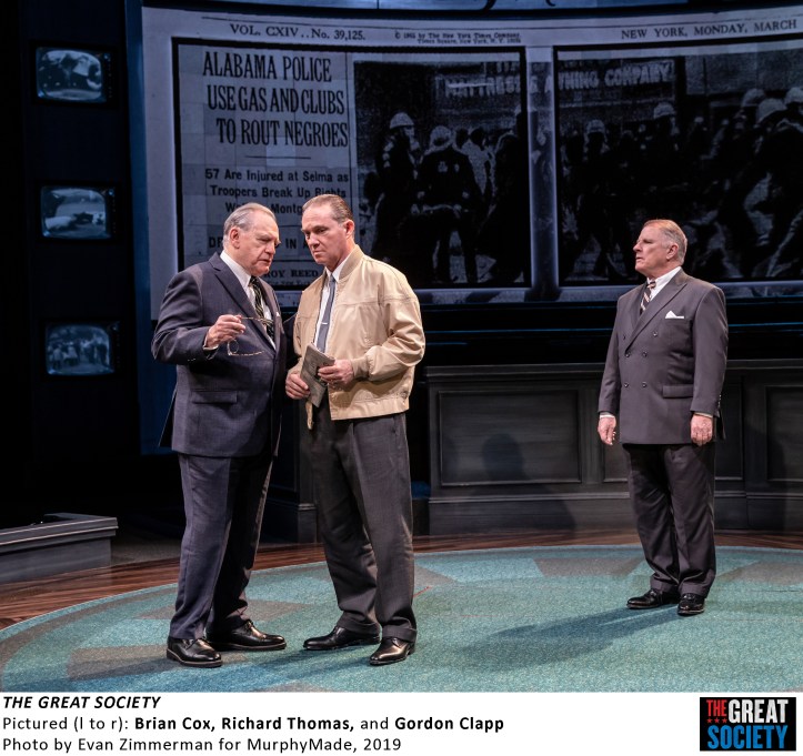 0440 Brian Cox, Richard Thomas, and Gordon Clapp in THE GREAT SOCIETY